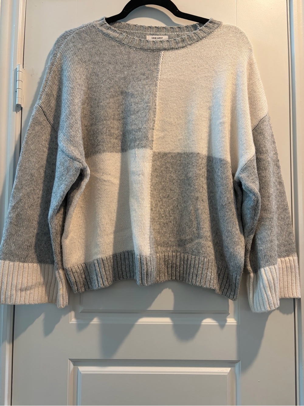 Nine West Two-Tone Gray and Cream Colorblock Crewneck Sweater